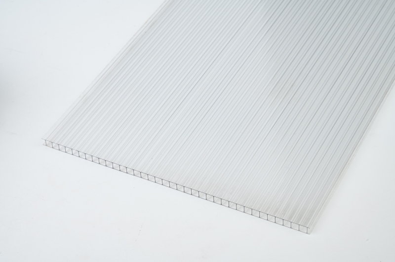 Cотовий полікарбонат  "Balkan Plastics" Standart Europe 8мм прозорий 2100x6000